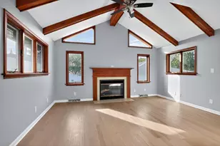 8318 Howard Ave, Munster, IN 46321 - Photo 13