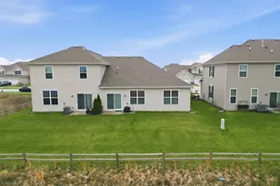 1820 E 110th Pl, Crown Point, IN 46307 - Photo 25