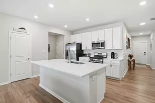 1820 E 110th Pl, Crown Point, IN 46307 - Photo 5