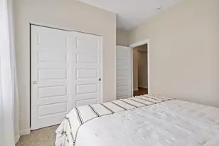 176 Cressmoor Blvd, Hobart, IN 46342 - Photo 21