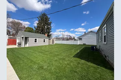 828 W Grove Street, Rensselaer, IN 47978 - Photo 9