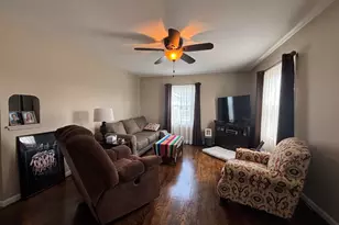 828 W Grove St, Rensselaer, IN 47978 - Photo 13