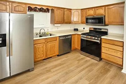 192 Heather Lane, Hobart, IN 46342 - Photo 5