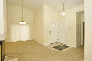 192 Heather Ln, Hobart, IN 46342 - Photo 9