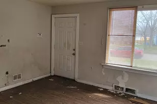 1982 Cleveland St, Gary, IN 46404 - Photo 5