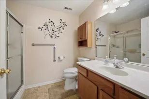 352 W 43rd Ct, Griffith, IN 46319 - Photo 13