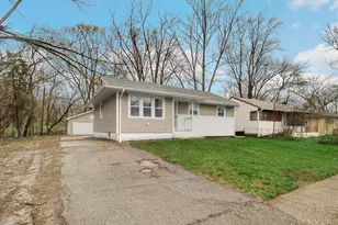 1330 Idaho St, Gary, IN 46403 - Photo 3