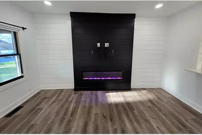 506 Locust Street, Valparaiso, IN 46383 - Photo 5