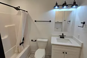 506 Locust St, Valparaiso, IN 46383 - Photo 17