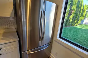 506 Locust St, Valparaiso, IN 46383 - Photo 11