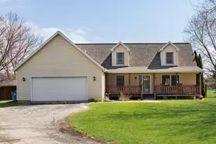 893 Pearson Rd, Chesterton, IN 46304 - Photo 1