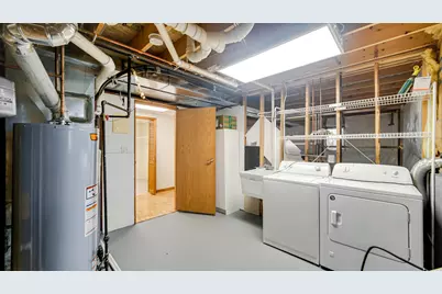 7502 Pershing Road, Schererville, IN 46375 - Photo 17