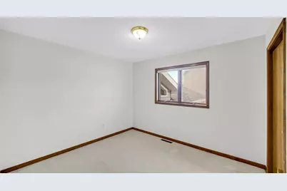 7502 Pershing Road, Schererville, IN 46375 - Photo 11