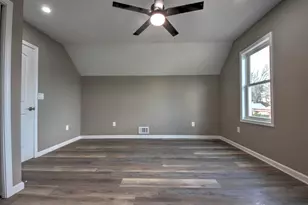 302 Oberreich St, La Porte, IN 46350 - Photo 27