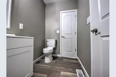 302 Oberreich Street, La Porte, IN 46350 - Photo 13