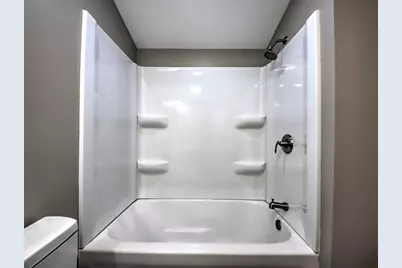 302 Oberreich Street, La Porte, IN 46350 - Photo 33