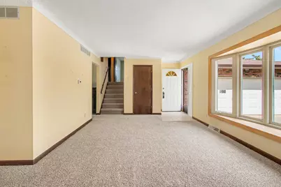 1379 Leeward Road, Crown Point, IN 46307 - Photo 7