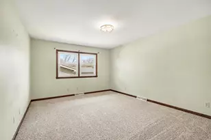 1379 Leeward Rd, Crown Point, IN 46307 - Photo 13