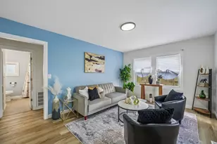 1043 Colfax St, Gary, IN 46406 - Photo 3