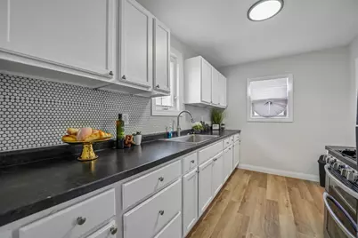 1043 Colfax Street, Gary, IN 46406 - Photo 5