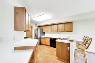 9424 Van Buren St, Crown Point, IN 46307 - Photo 9