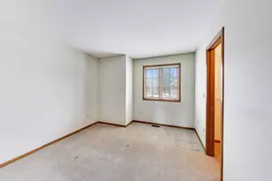 9424 Van Buren St, Crown Point, IN 46307 - Photo 25