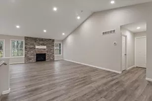 53712 Terre Verde Hills Ct, South Bend, IN 46628 - Photo 5