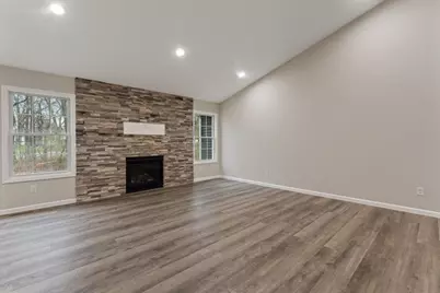 53712 Terre Verde Hills Court, South Bend, IN 46628 - Photo 7