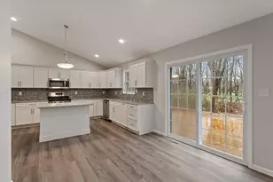 53712 Terre Verde Hills Ct, South Bend, IN 46628 - Photo 9