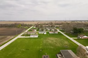 6 E Brook St, Goodland, IN 47948 - Photo 1