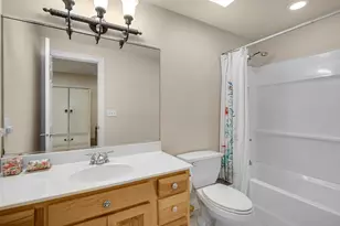 2153 Sweet Briar Ln, Valparaiso, IN 46385 - Photo 27