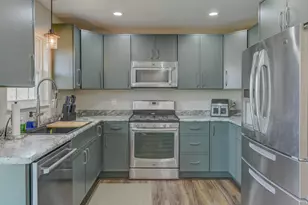 4268 Deer Run, Lake Station, IN 46405 - Photo 7