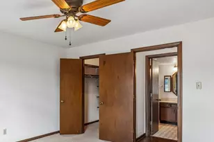 1710 Camellia Dr, Munster, IN 46321 - Photo 15