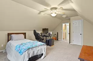 2656 Calaveras Dr, Valparaiso, IN 46385 - Photo 17