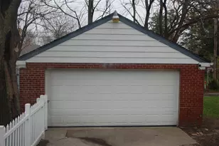 7427 Olcott Ave, Hammond, IN 46323 - Photo 3