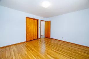 302 E Holley Dr, Kentland, IN 47951 - Photo 27