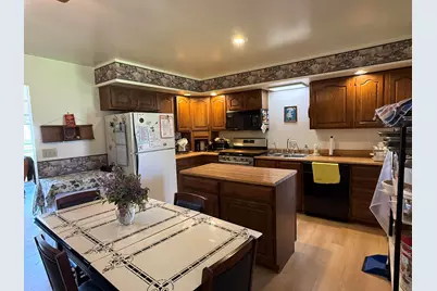 2215 W 18th Street, La Porte, IN 46350 - Photo 13