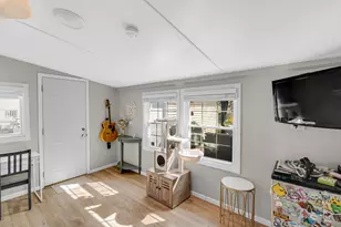 8345 Walnut Dr, Munster, IN 46321 - Photo 5