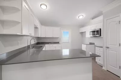 3033 W 82nd Place, Merrillville, IN 46410 - Photo 7