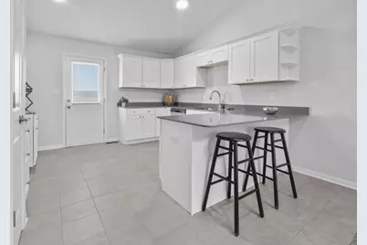 3031 W 82nd Place, Merrillville, IN 46410 - Photo 9