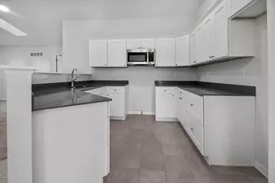 3031 W 82nd Place, Merrillville, IN 46410 - Photo 17