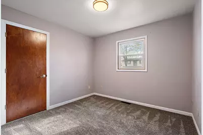 9542 Roosevelt Place, Crown Point, IN 46307 - Photo 11