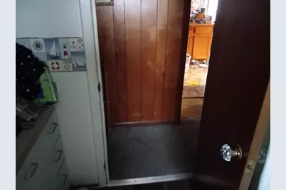 227 S Benton Street, Millersburg, IN 46543 - Photo 5