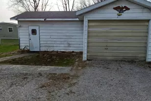 227 S Benton St, Millersburg, IN 46543 - Photo 31