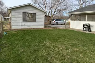 227 S Benton St, Millersburg, IN 46543 - Photo 19