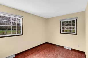 158 E 250 S, Valparaiso, IN 46383 - Photo 21