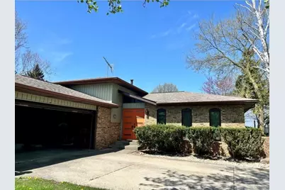 1752 Greenview Street, Valparaiso, IN 46383 - Photo 1