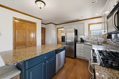 9741 Whitehall Garden, Munster, IN 46321 - Photo 13