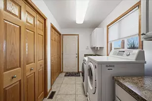 9741 Whitehall Garden, Munster, IN 46321 - Photo 15