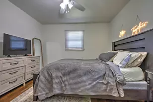 102 W 250 S, La Porte, IN 46350 - Photo 11